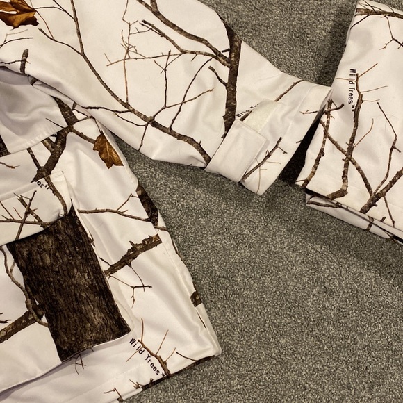 Wild Fowler brand wild trees waterproof jacket size 2XL - Picture 3 of 3